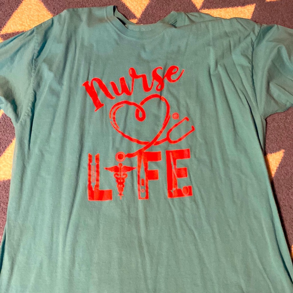 Nurse shirt XL